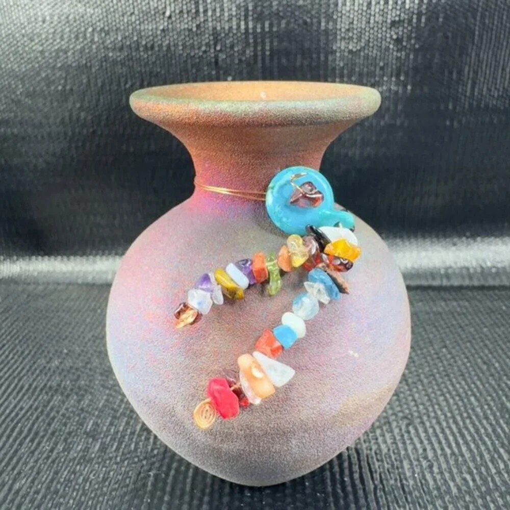 Raku‎ Pottery Small Bud Vase Artist Signed Iridescent Finish W Trinkets Vintage